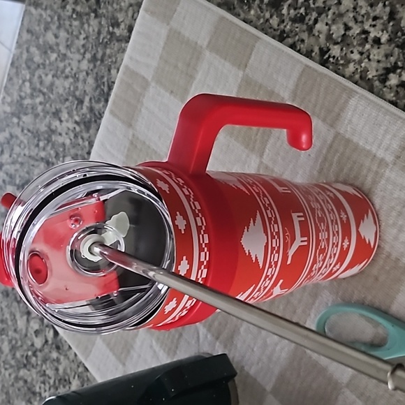 Red Christmas Themed Tumbler with Straw - Picture 4 of 6